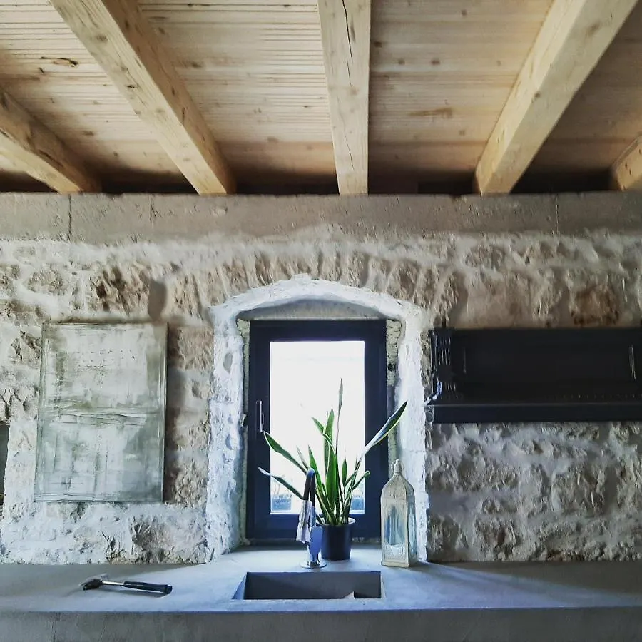 Tiny House Lipoto Villa Donji Okrug  Holiday home Donji Okrug (Ciovo)