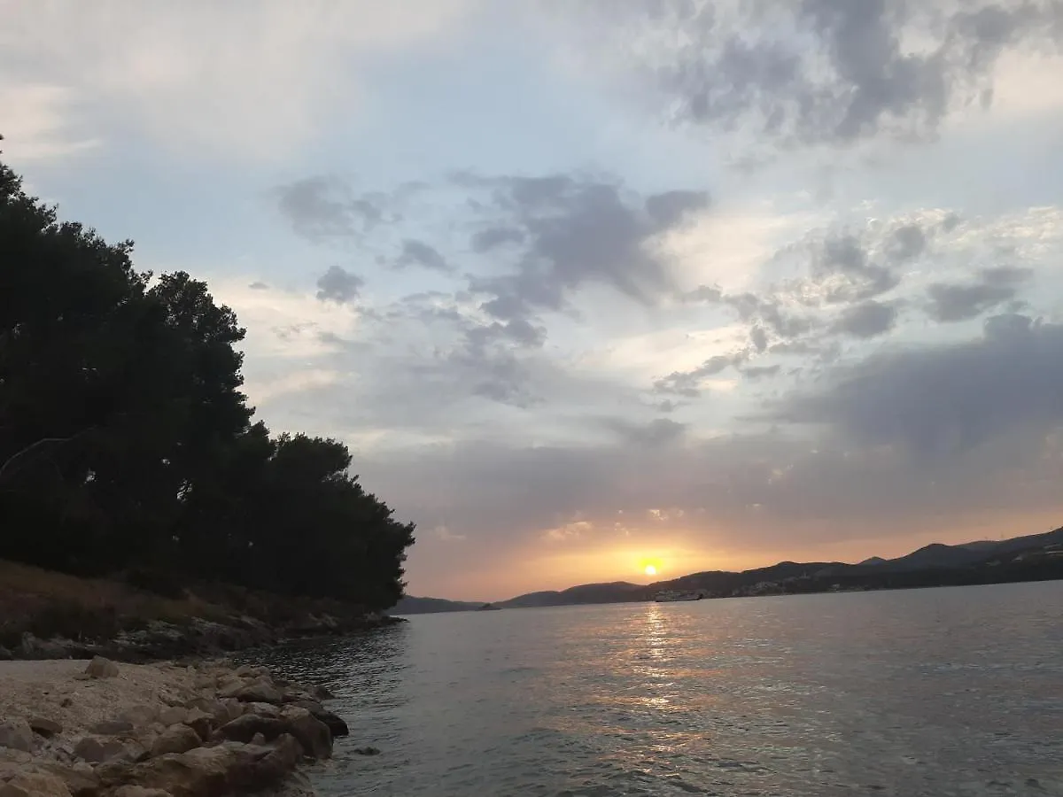 Tiny House Lipoto Villa Donji Okrug  0*, Donji Okrug (Ciovo) Croatia