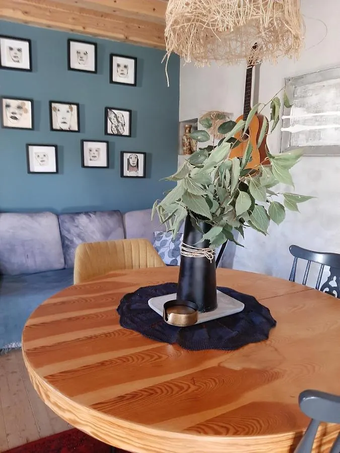 Holiday home Tiny House Lipoto Villa Donji Okrug